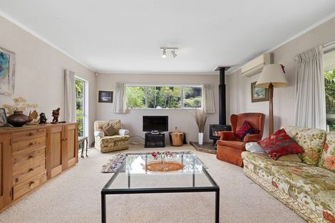 Photo of property in 72 Ravenwood Drive, Forrest Hill, Auckland, 0620