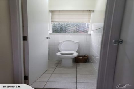 Photo of property in 88 Chivalry Road, Glenfield, Auckland, 0629