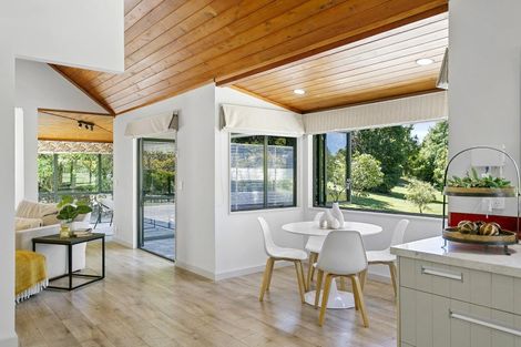 Photo of property in 71 Gillespie Place, Acacia Bay, Taupo, 3385