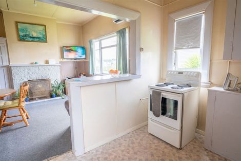 Photo of property in 17 George Street, Waimate, 7924