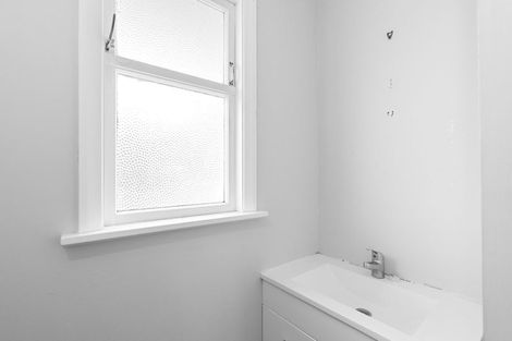 Photo of property in 32 Park Street, Foxton, 4814