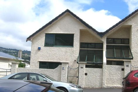 Photo of property in 104 Brougham Street, Mount Victoria, Wellington, 6011