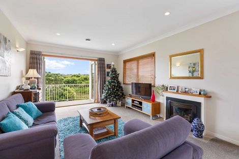 Photo of property in 167 Gulf Harbour Drive, Gulf Harbour, Whangaparaoa, 0930