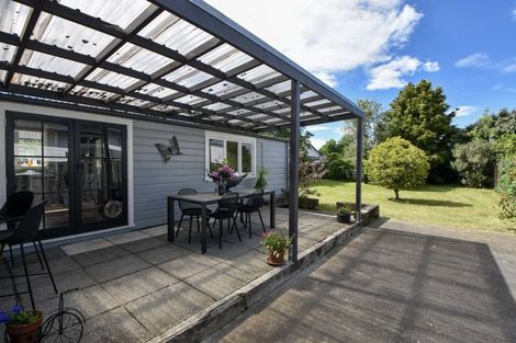 Photo of property in 6 Davy Street, Carterton, 5713