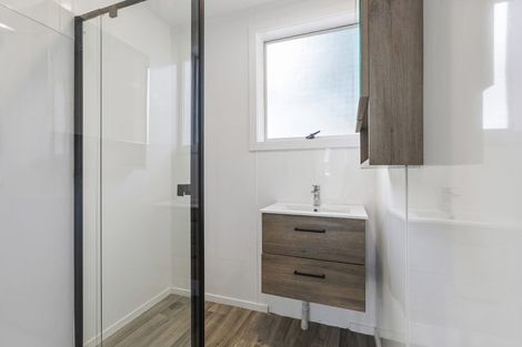 Photo of property in 56a Myers Road, Manurewa East, Auckland, 2102