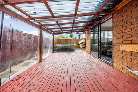 Photo of property in 54 Cyclamen Road, Mangere, Auckland, 2022