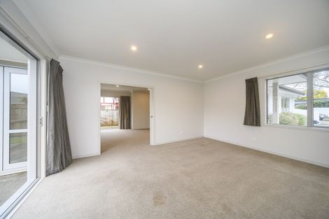 Photo of property in 4 Montgomery Terrace, Hokowhitu, Palmerston North, 4410