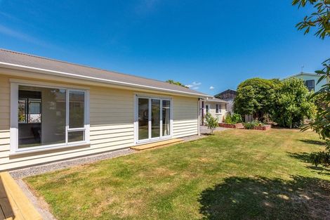 Photo of property in 46 Sylvan Avenue, Waikanae, 5036