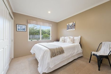 Photo of property in 42 Harvest Drive, Henderson, Auckland, 0612