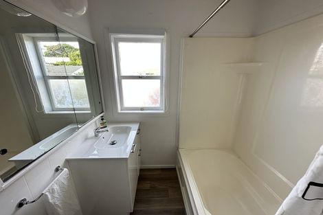 Photo of property in 689 Great North Road, Grey Lynn, Auckland, 1021