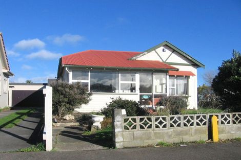 Photo of property in 4 Wood Street, Takaro, Palmerston North, 4410