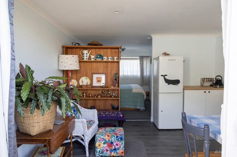 Photo of property in 6 Gilmour Street, Raglan, 3225