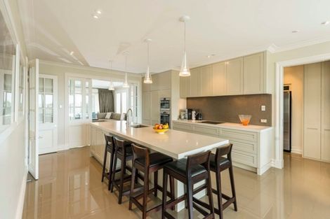 Photo of property in 17 Brighton Terrace, Mairangi Bay, Auckland, 0630