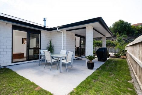 Photo of property in 27 Peter Burke Way, Pyes Pa, Tauranga, 3112