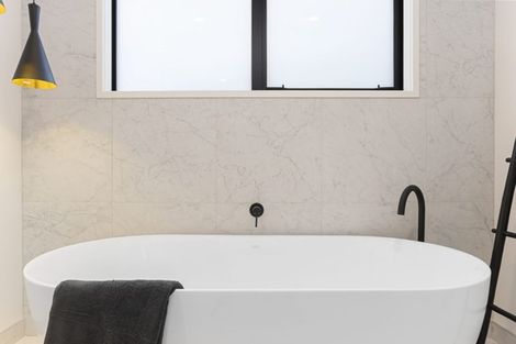 Photo of property in 2 Cilliers Drive, Silverdale, 0932