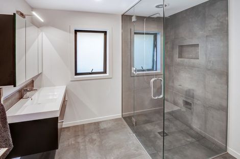 Photo of property in 7e Whakatomo Place, Havelock North, 4130