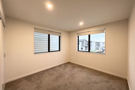 Photo of property in 15 Tahingamanu Road, Hobsonville, Auckland, 0616