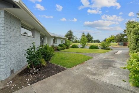 Photo of property in 46 Oakley Crescent, Hornby, Christchurch, 8042