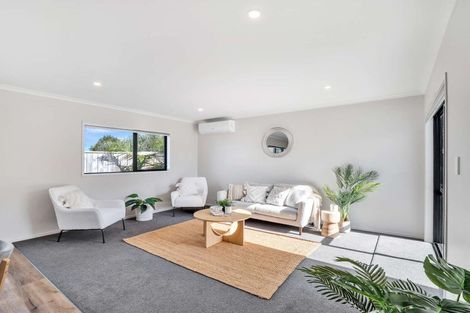 Photo of property in 13 Olney Court, One Tree Point, 0118