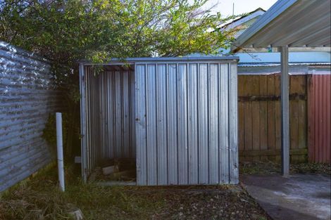 Photo of property in 90 Fergusson Street, Woodville, 4920