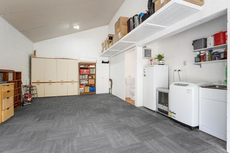 Photo of property in 108 Pinehaven Road, Pinehaven, Upper Hutt, 5019