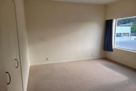 Photo of property in 55 Pioneer Road, Moturoa, New Plymouth, 4310