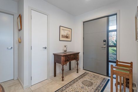 Photo of property in 1 Topping Place, Whitianga, 3510