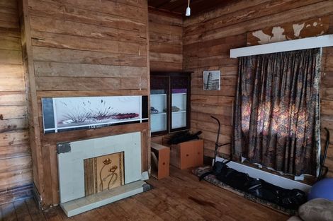 Photo of property in 18 Kent Street, Patea, 4520