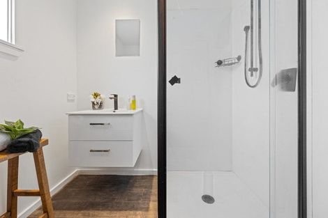 Photo of property in 11 Van Asch Street, Sumner, Christchurch, 8081