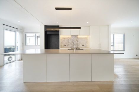 Photo of property in 1/26 Onepoto Road, Hauraki, Auckland, 0622