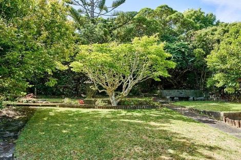 Photo of property in 73 Taylor Terrace, Tawa, Wellington, 5028