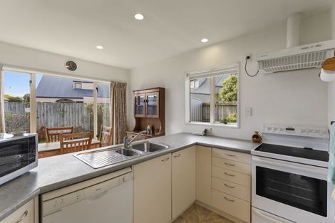 Photo of property in 17 Seascape Gardens, Bromley, Christchurch, 8062