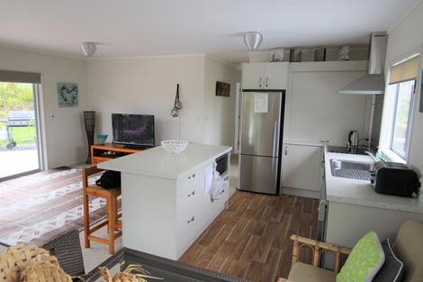 Photo of property in 19 Tui Grove, Paihia, 0200