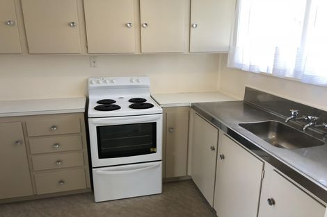 Photo of property in 2/41 Abercrombie Street, Howick, Auckland, 2014