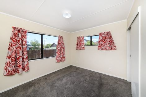 Photo of property in 54 Benmore Avenue, Cloverlea, Palmerston North, 4412