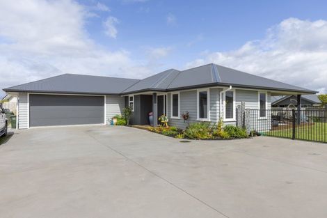 Photo of property in 22 Harakeke Drive, Wharewaka, Taupo, 3330