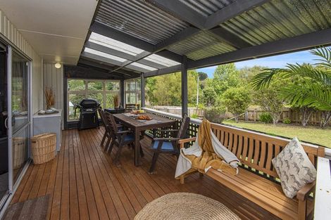 Photo of property in 57 View Road, Hikurangi, 0114