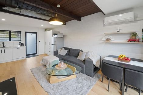 Photo of property in 6/9 Sherborne Street, St Albans, Christchurch, 8014