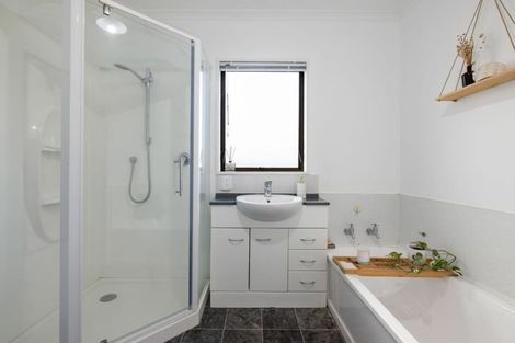 Photo of property in 5 Mckinley Place, Nawton, Hamilton, 3200