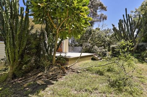 Photo of property in 71 Crawford Avenue, Mangere Bridge, Auckland, 2022