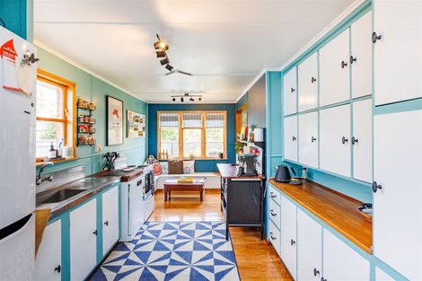 Photo of property in 59 Andrew Avenue, Roslyn, Palmerston North, 4414