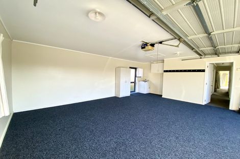 Photo of property in 17 Avonlea Lane, Pukekohe, 2120