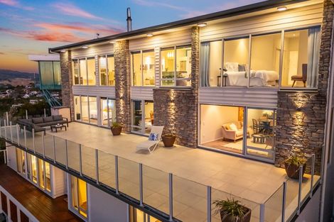 Photo of property in 22 The Anchorage, Whitby, Porirua, 5024