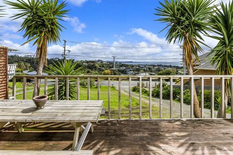 Photo of property in 30 Scott Road, Stanmore Bay, Whangaparaoa, 0932