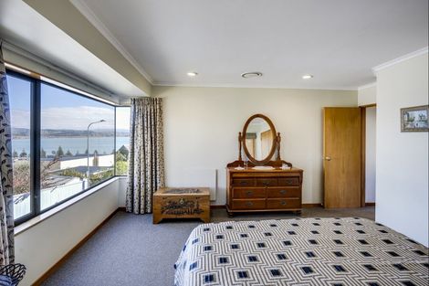 Photo of property in 19a Roslyn Road, Bluff Hill, Napier, 4110