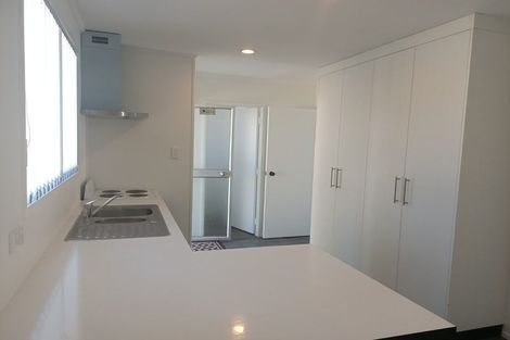 Photo of property in 14 Damson Place, Bucklands Beach, Auckland, 2012