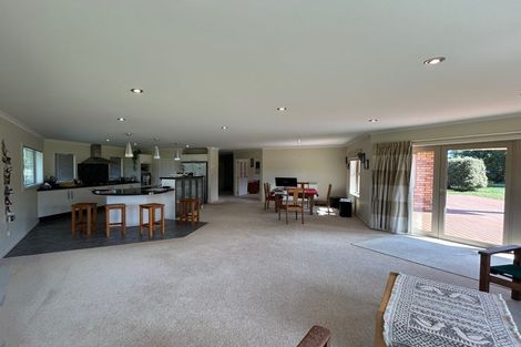 Photo of property in 16 Roots Street West, Feilding, 4702