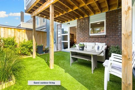 Photo of property in 1/28 Manly Esplanade, Browns Bay, Auckland, 0630