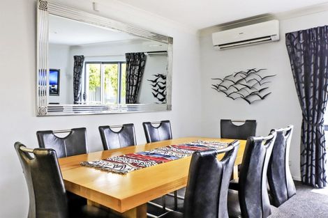 Photo of property in 9 Ohau Place, Poraiti, Napier, 4112