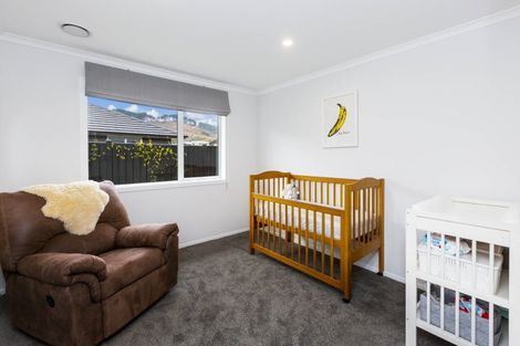 Photo of property in 99 Mawai Hakona Drive, Wallaceville, Upper Hutt, 5018